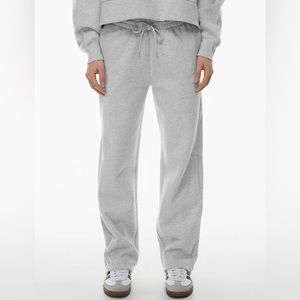 TNA Cozy Fleece Boyfriend Straight Sweatpant